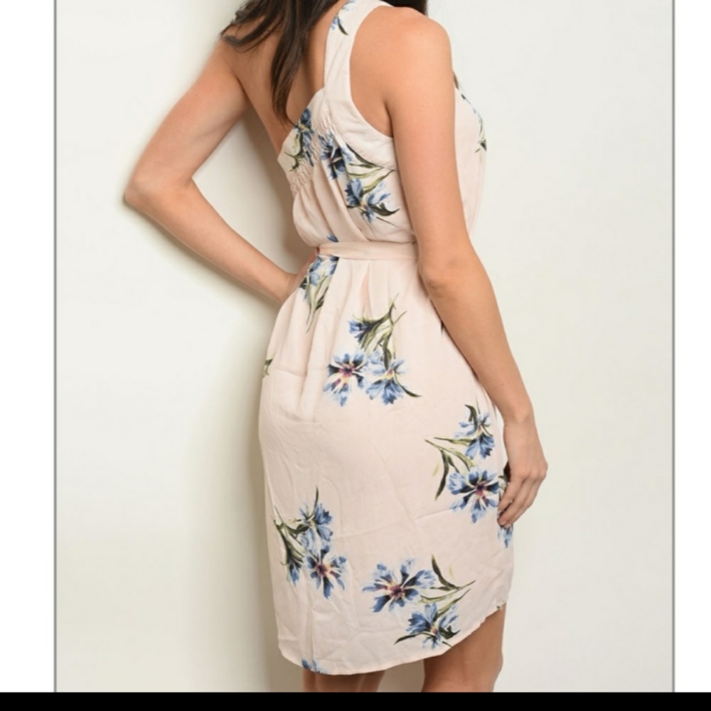 PEACH FLORAL DRESS - Picture 2 of 3